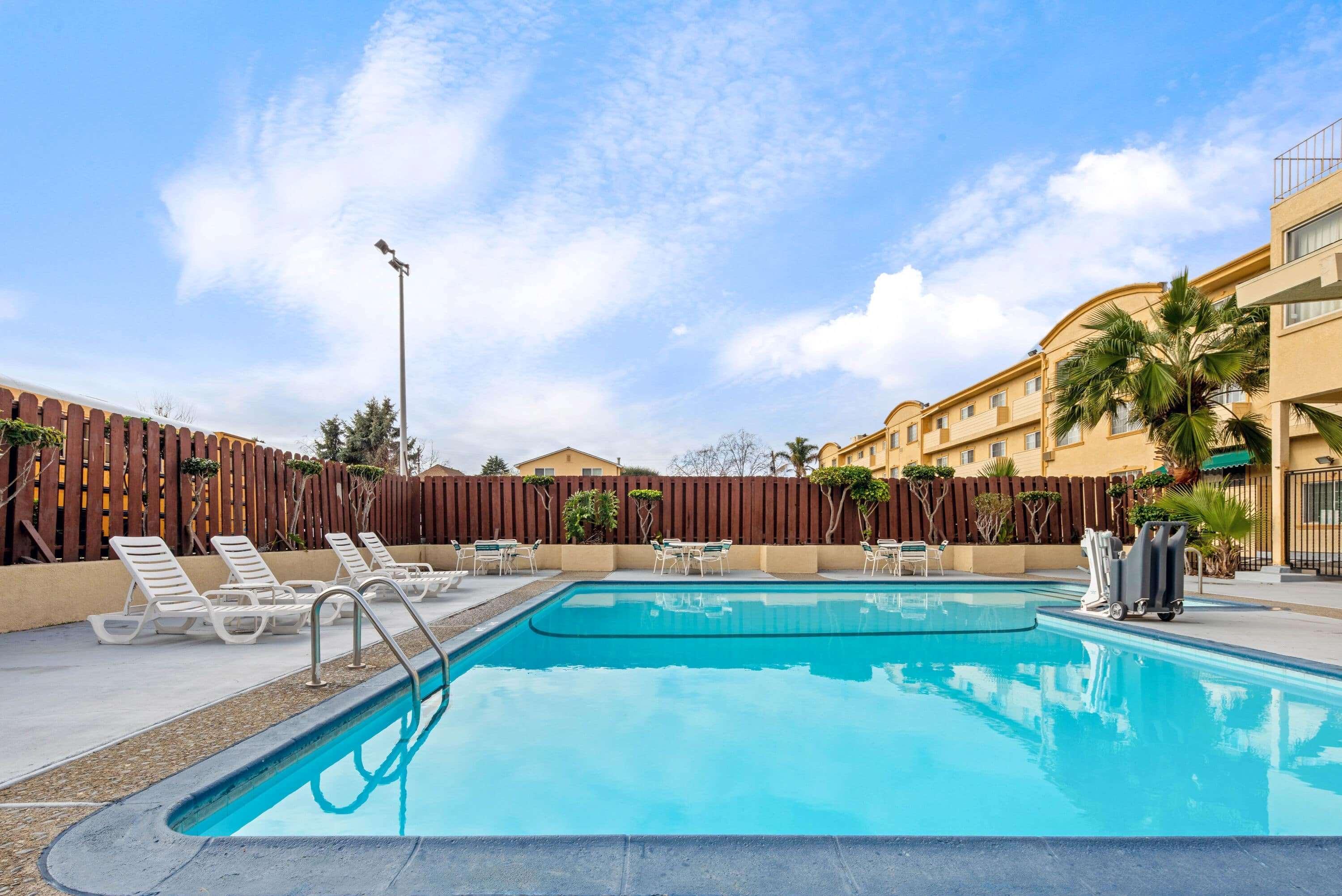 University Inn & Suites Μπέρκλεϊ Εξωτερικό φωτογραφία
